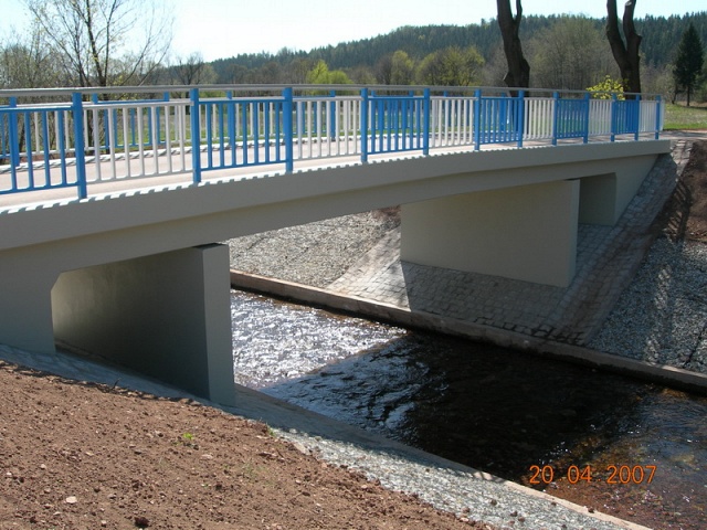 Budowa mostu na rzece Ścinawka w Golińsku